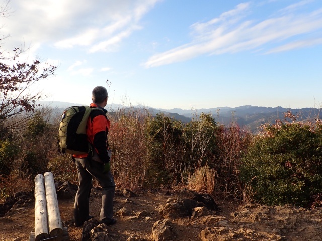 武甲山をはじめ、これから向かう山々が見えました